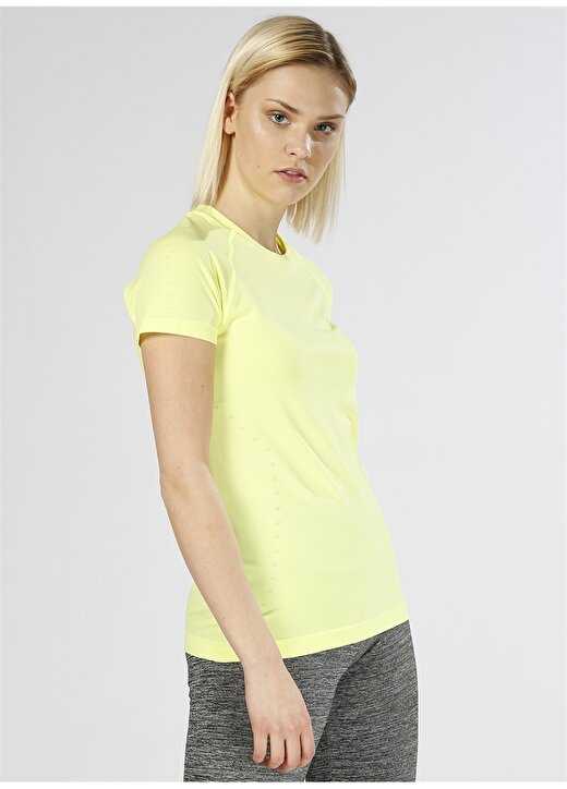 New Balance WT81820 Sarı Kadın T-Shirt 2