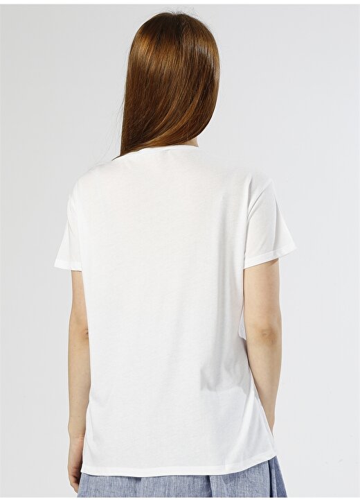 Ole Taş İşlemeli Beyaz T-Shirt 4