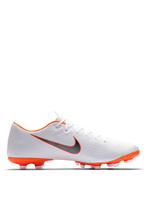 Nike Futbol Ayakkabısı 1
