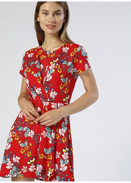 Koton Çiçek Desenli Kırmızı Elbise 3