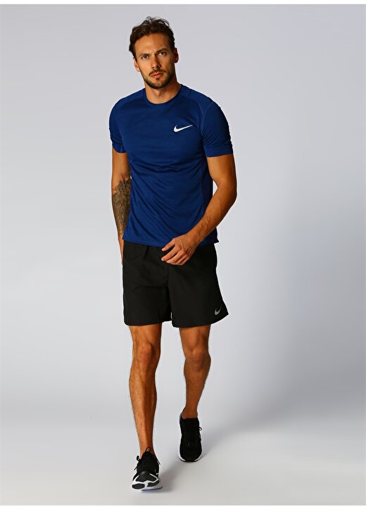 Nike Miler Short-Sleeve Running T-Shirt 2