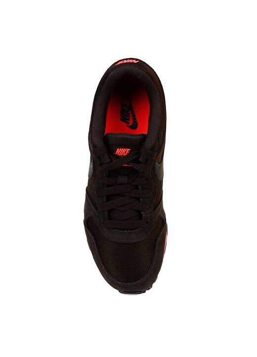 Nike MD Runner 2 Koşu Ayakkabısı 4