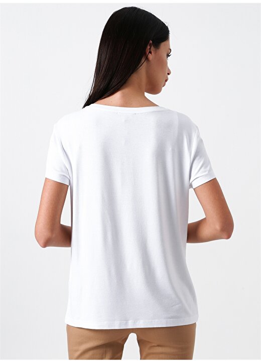 Network Pul İşlemeli Beyaz T-Shirt 4