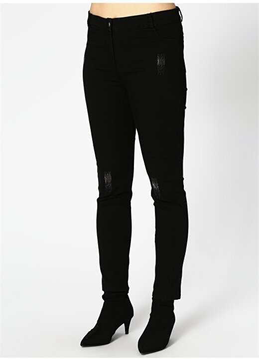 Selen Taş İşlemeli Siyah Pantolon 2