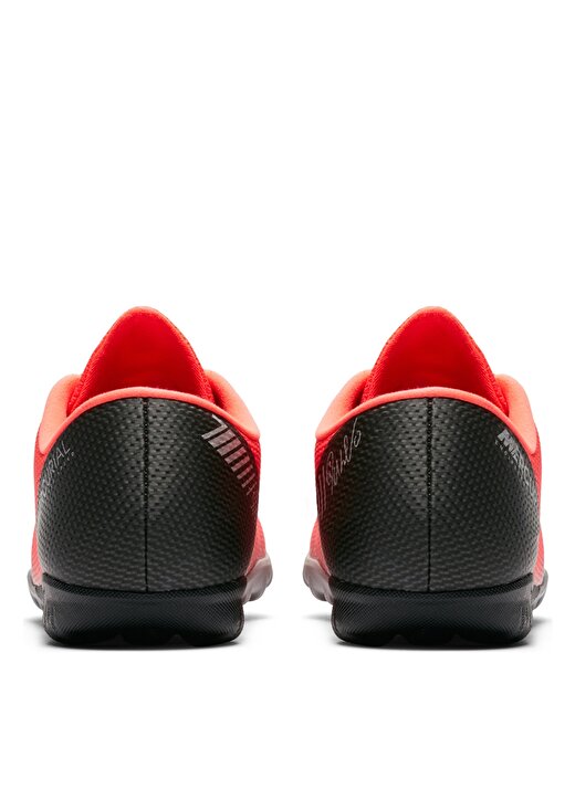 Nike Kırmızı - Pembe Erkek Futbol Ayakkabısı 3