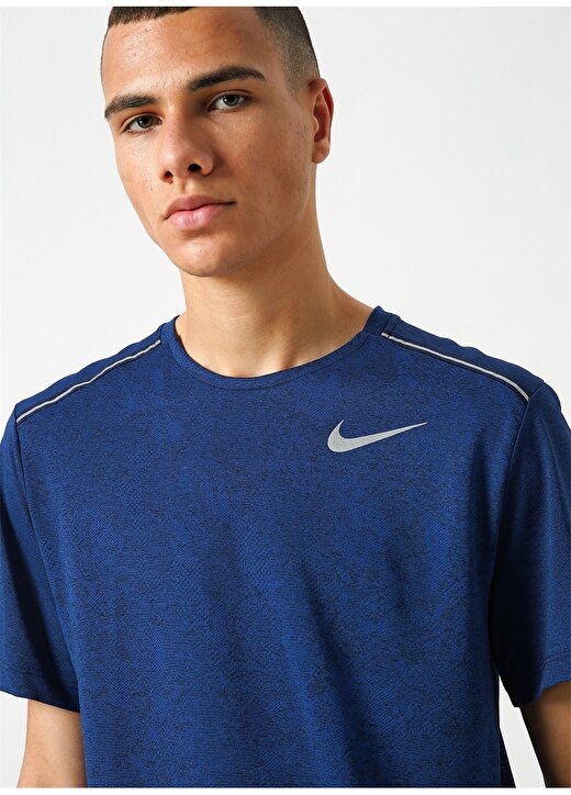 Nike Dri-FIT Miler T-Shirt 4