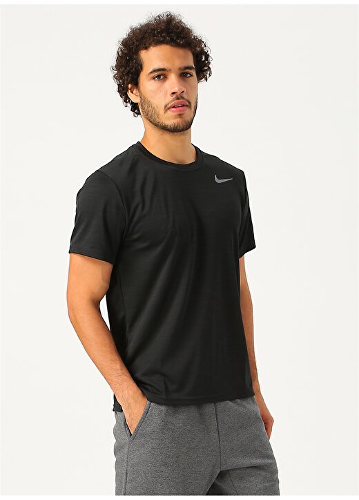 Nike Superset Erkek T-Shirt 3