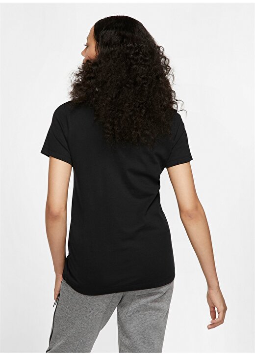 Nike Sportswear Kadın T-Shirt 2