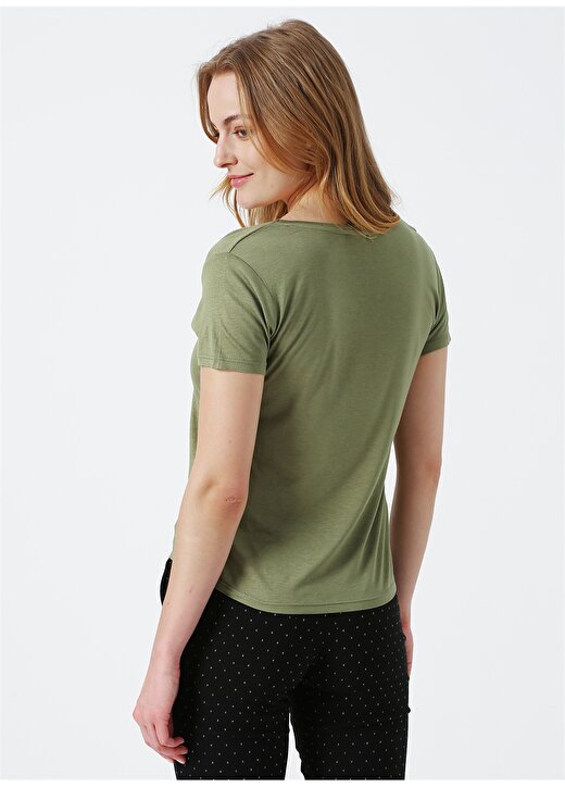 Beymen Studio V Yaka Yeşil T-Shirt 4