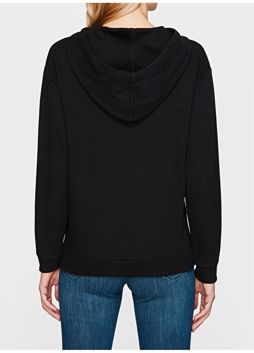 Mavi Kapişonlu Siyah Sweatshirt 4