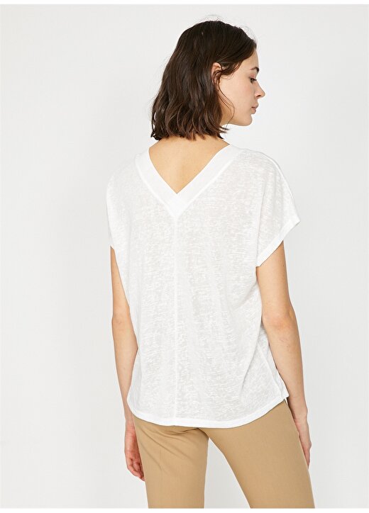 Koton V Yaka Beyaz T-Shirt 4
