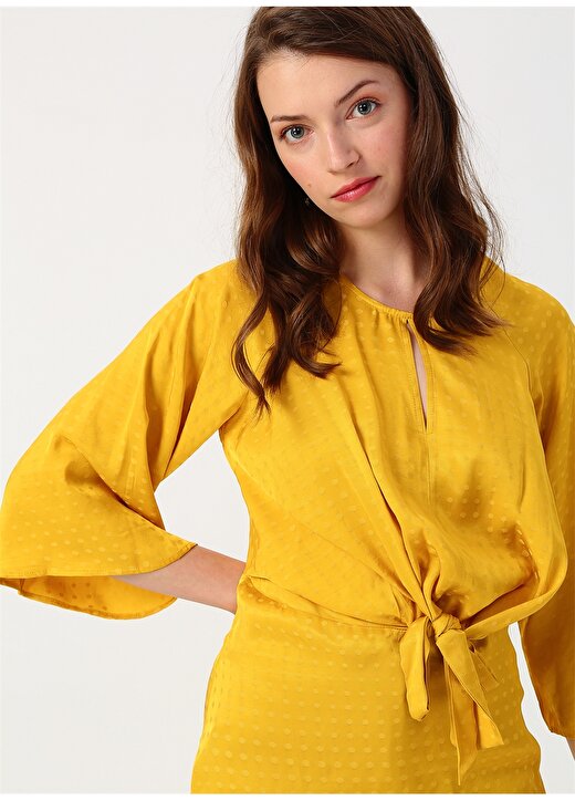 Koton Bel Detaylı Sarı Kadın Bluz 1