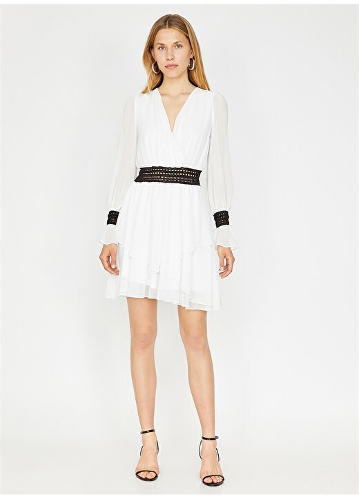 Koton V Yaka Beyaz Elbise 3