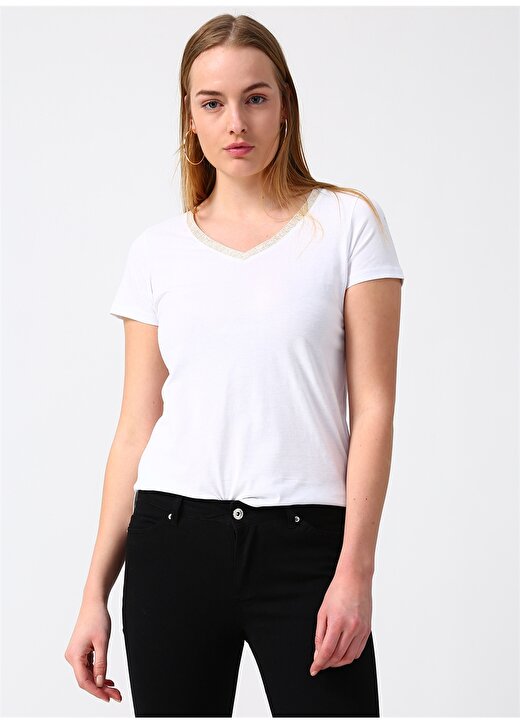 Fashion Friends 9Y1360B1 Beyaz V Yaka Kadın T-Shirt 1