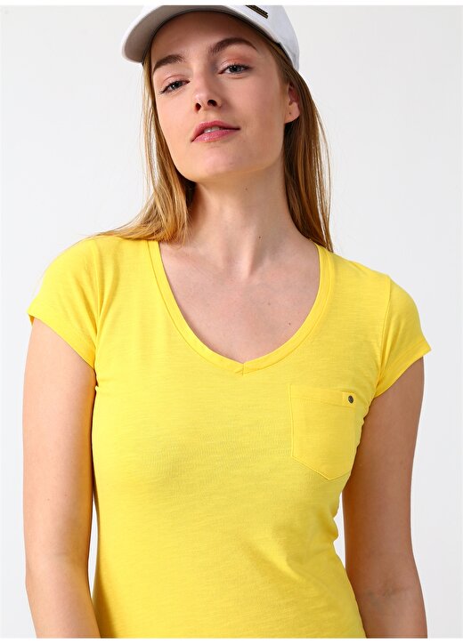 Fashion Friends 9Y1529B1 Sarı V Yaka Kadın T-Shirt 3