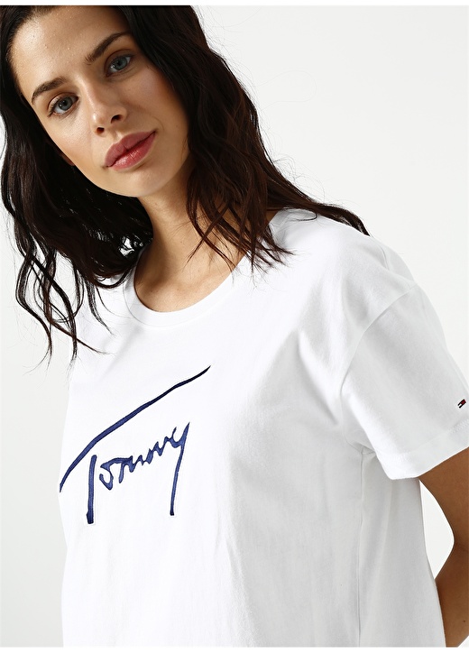 Tommy Jeans Nakışlı Beyaz T-Shirt 1