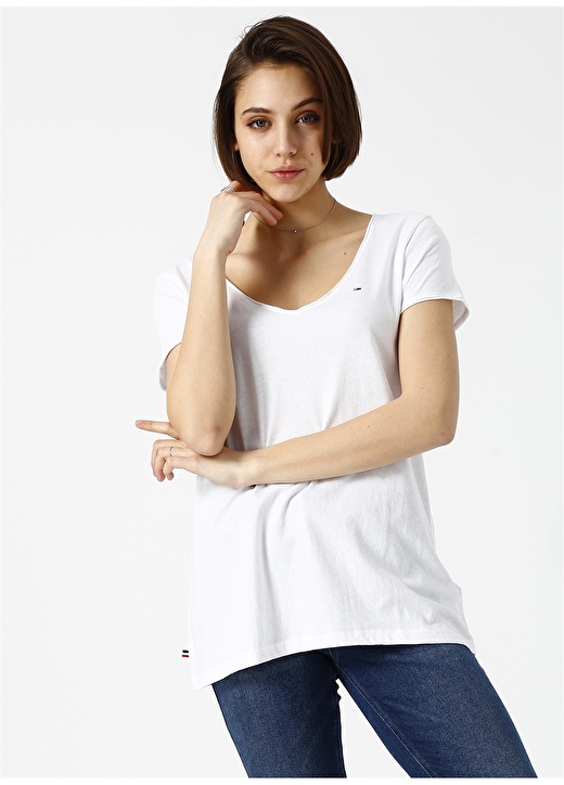 Tommy Jeans V Yaka Basic Beyaz T-Shirt 3