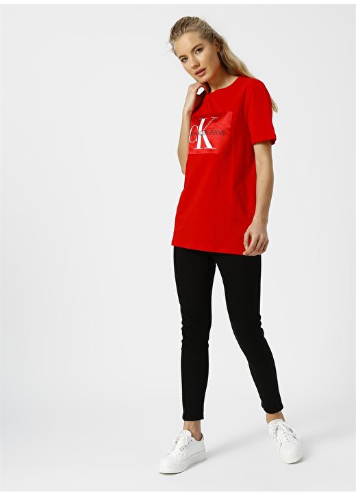 Calvin Klein Jeans Kırmızı Kadın T-Shirt MONOGRAM BOX LOGO 2