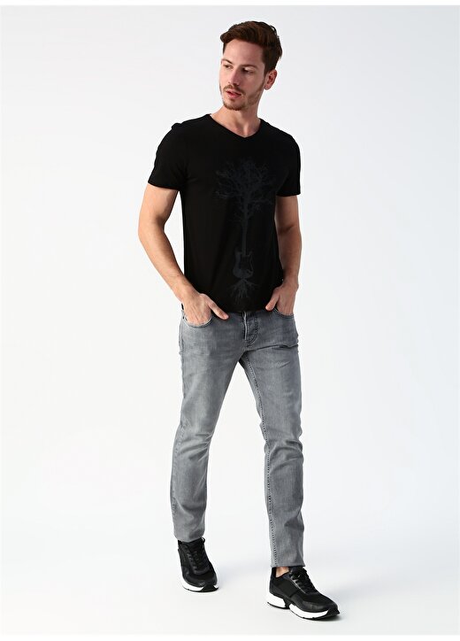 Twister Jeans V Yaka Baskılı Siyah T-Shirt 2