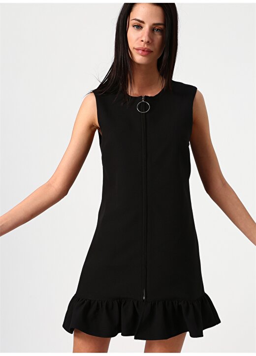 Koton Eteği Fırfırlı Siyah Elbise 1