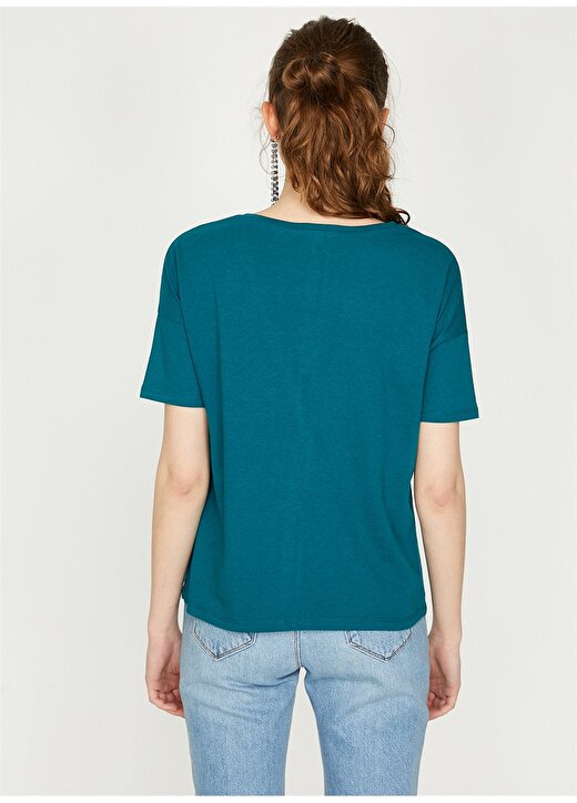 Koton Yeşil Baskılı V Yaka T-Shirt 4