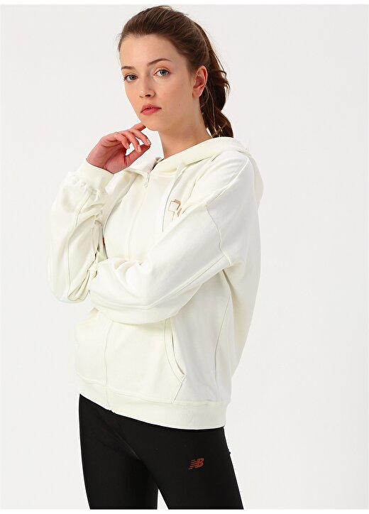 New Balance Beyaz Kapüşonlu Sweatshirt 4