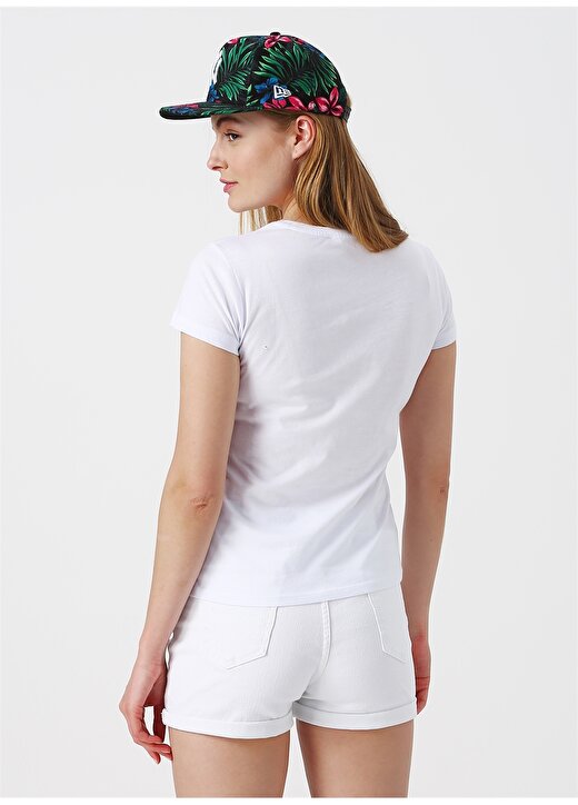 Koton Beyaz Bisiklet Yaka T-Shirt 4