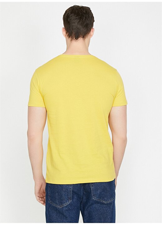 Koton Bisiklet Yaka Pamuklu Basklılı Sarı Erkek T-Shirt 3