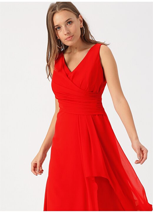Selen Kırmızı Sırtı Dantel Detaylı Elbise 3