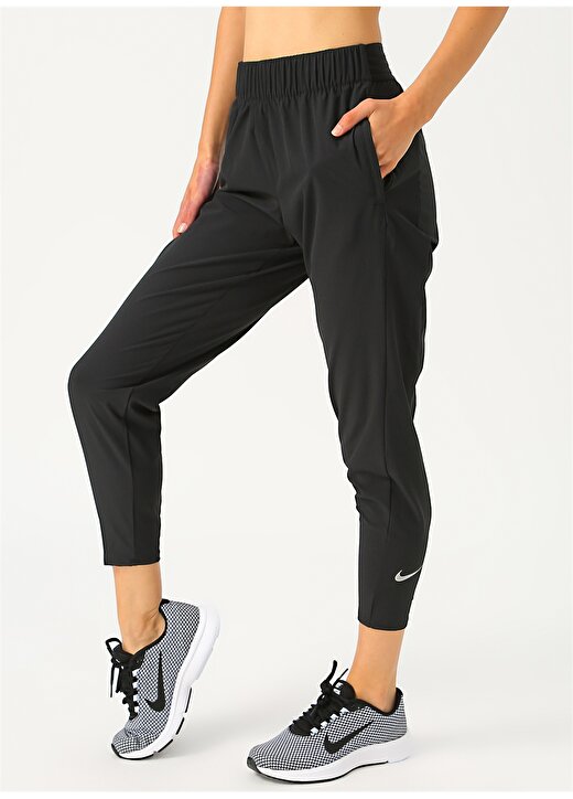 Nike Essential 7/8 Kadın Koşu Eşofman Altı 3