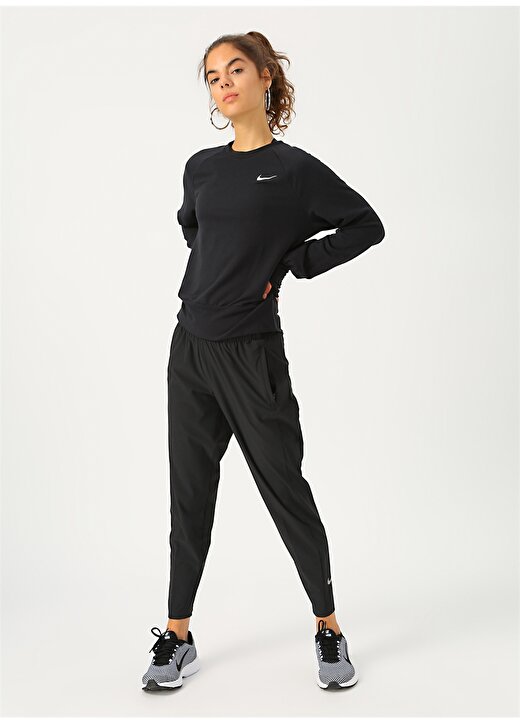 Nike Uzun Kollu Kadın Koşu Sweatshirt 3