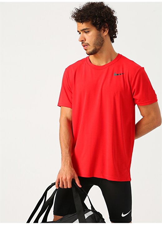 Nike Superset Erkek T-Shirt 1