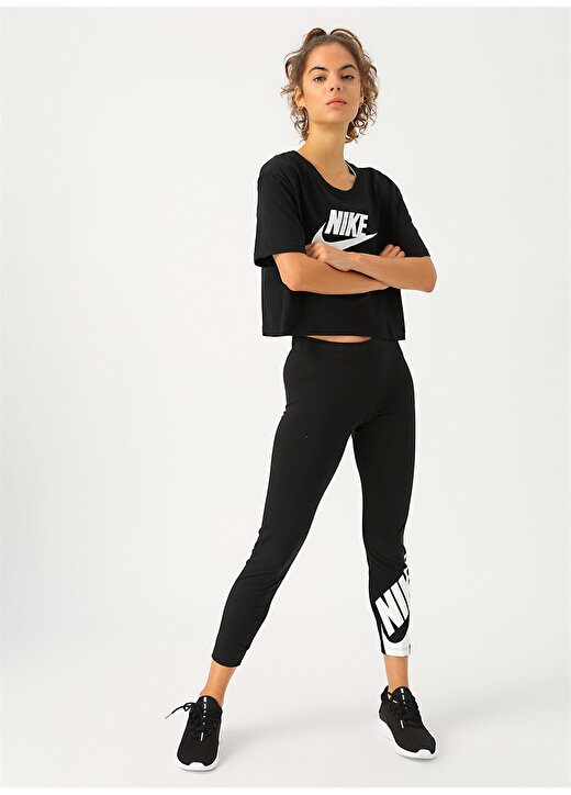 Nike Sportswear Essential Kısa Kadın T-Shirt 3