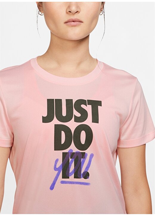 Nike Dri-FIT Kadın T-Shirt 2