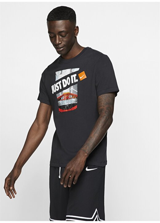 Nike Dri-FIT Erkek T-Shirt 1