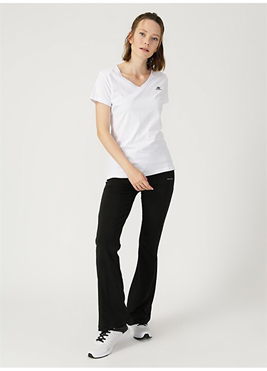 Skechers Beyaz Basic T-Shirt 3