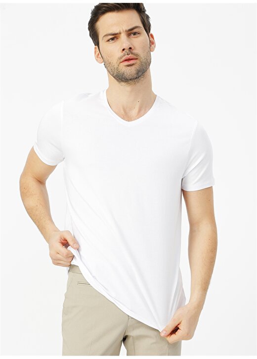 Fabrika V Yaka Basic Düz Beyaz Erkek T-Shirt - BASIC V 2
