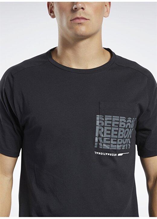 Reebok FK6308 Training Supply Graphic Pocket Erkek T-Shirt 4