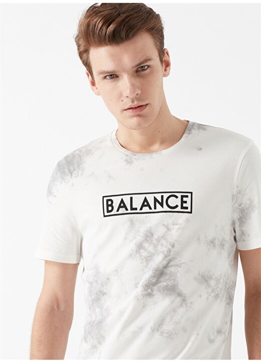 Mavi 065959-620 Balance Beyaz T-Shirt 2