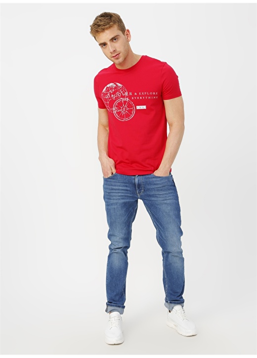 Mavi Kırmızı Baskılı T-Shirt 2