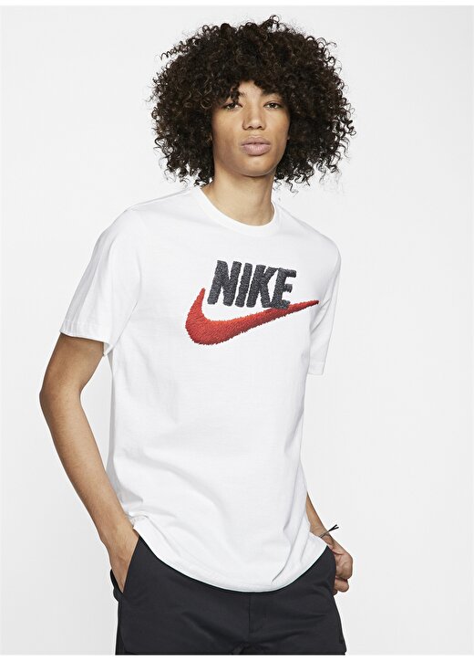 Nike AR4993-100 Beyaz Erkek T-Shirt 1