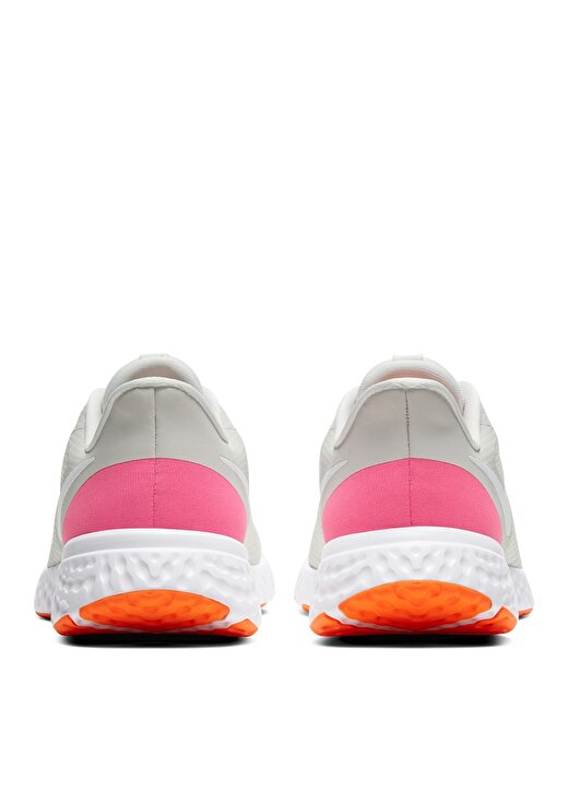 Nike Revolution 5 Kadın Koşu Ayakkabısı 4