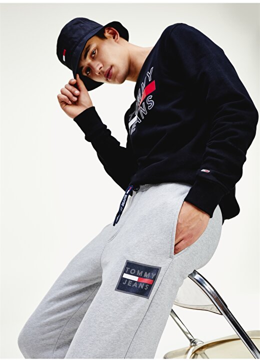 Tommy Jeans DM0DM07533 Tjm Graphic Sweatpant 3