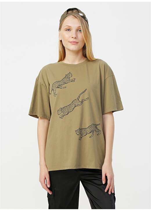 Mavi Çita Baskılı Penye Yağ Yeşili T-Shirt 3