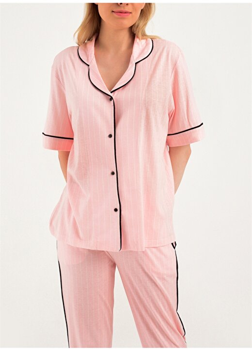Magic Form 18280 V Yaka Normal Kalıp Desenli Somon Kadın Pijama Takımı 1