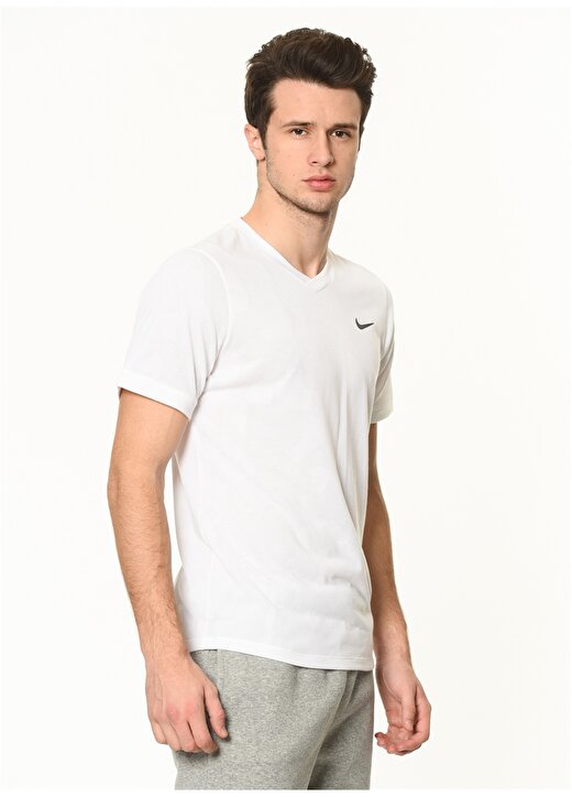 Nike Dri-FIT Challenger Beyaz Erkek T-Shirt 4