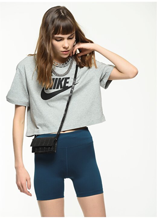 Nike Sportswear Essential Kadın T-Shirt 2