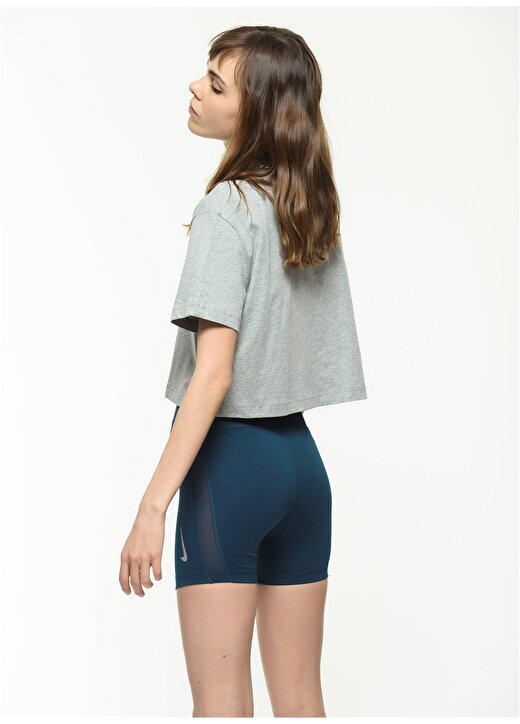 Nike Sportswear Essential Kadın T-Shirt 4
