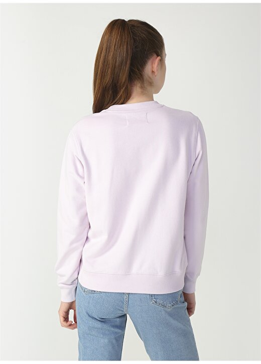 Calvin Klein Jeans Yuvarlak Yaka Rahat Baskılı Açık Mor Kadın Sweatshirt J20J214217VFG 4