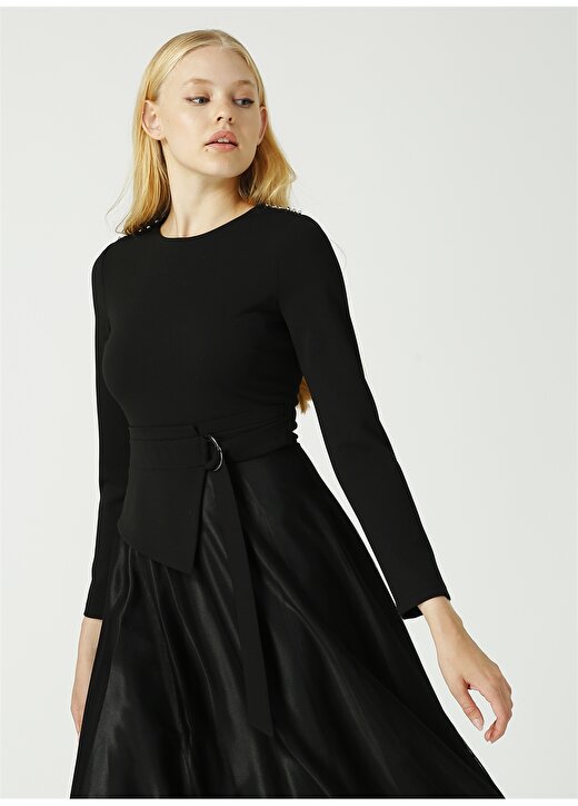 Ekol Siyah Eteği Tül Detaylı Elbise 2